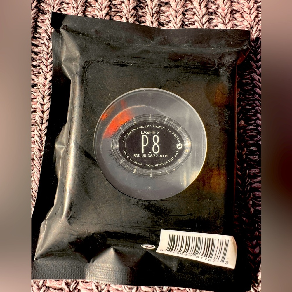 LASHIFY P.8 Lashes NIB